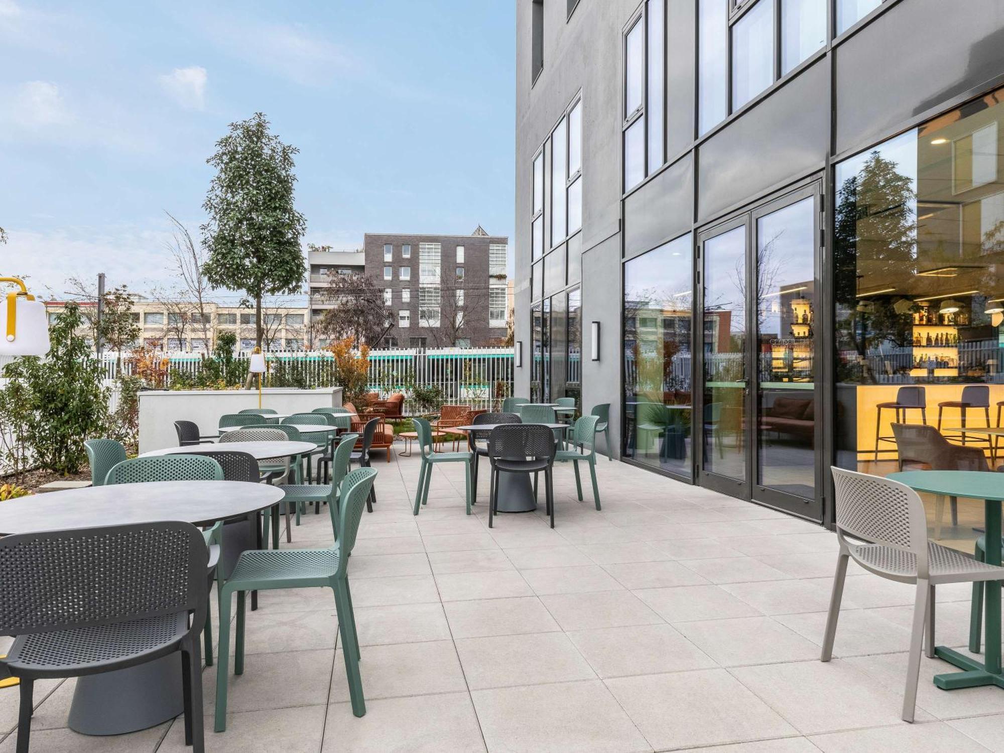 Отель Ibis Styles Bezons Paris La Defense Экстерьер фото