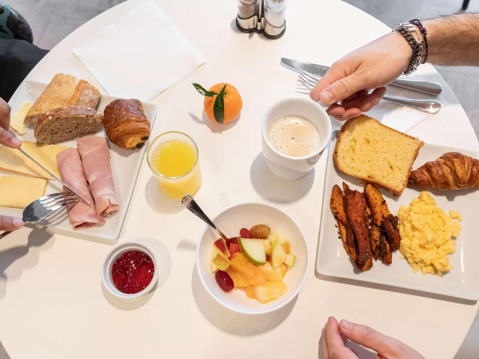 Отель Ibis Styles Bezons Paris La Defense Экстерьер фото