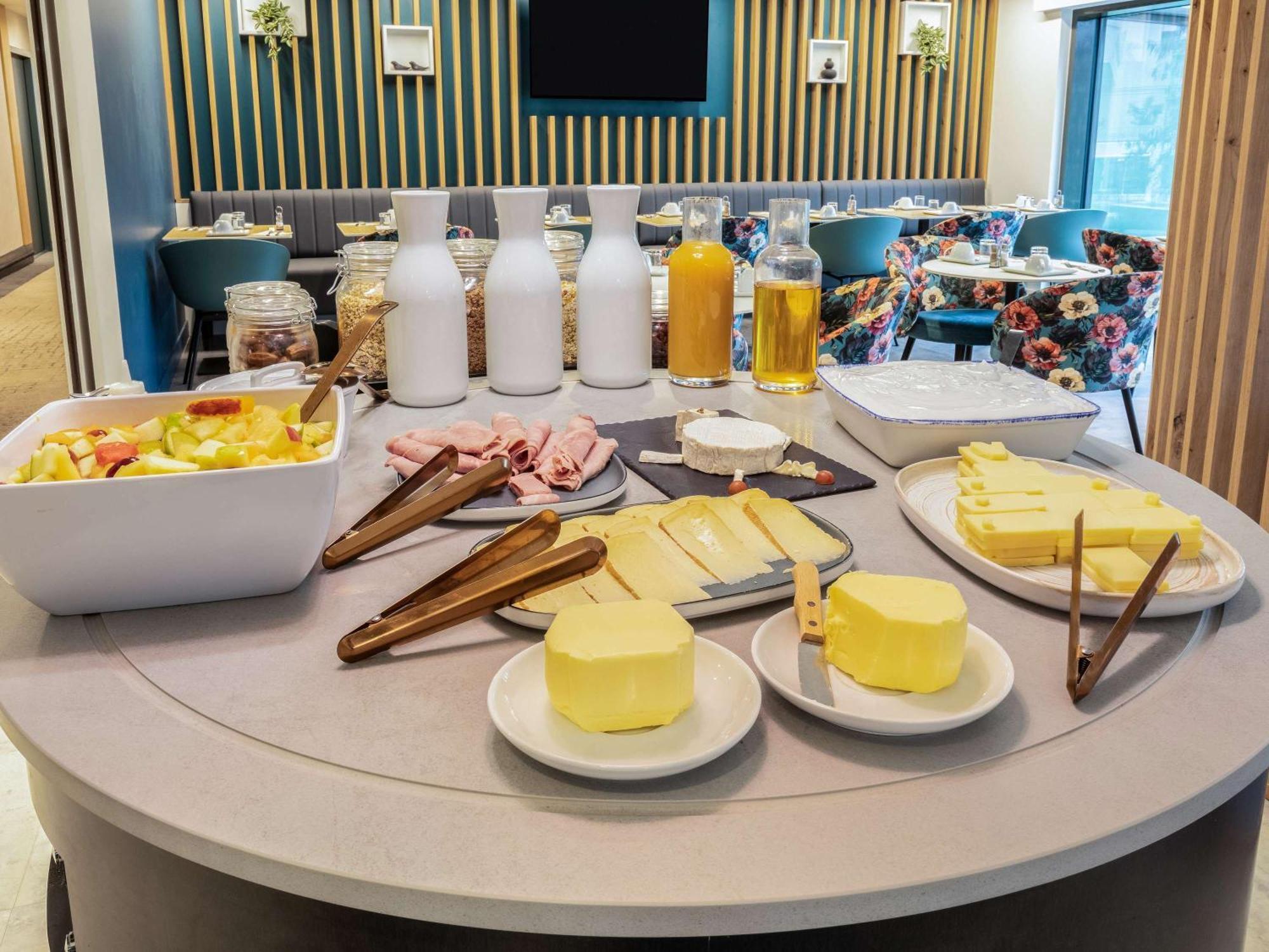Отель Ibis Styles Bezons Paris La Defense Экстерьер фото